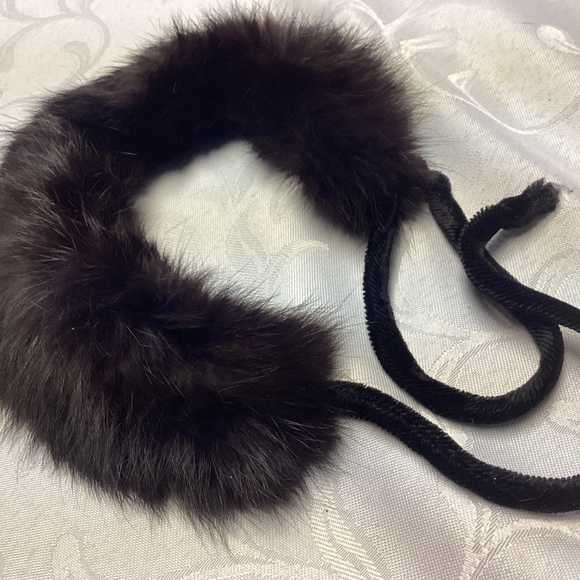 Classic Vintage Elegant MINK. FUR. collar with velvet ties RICH SABLE COLOR - Picture 3 of 6